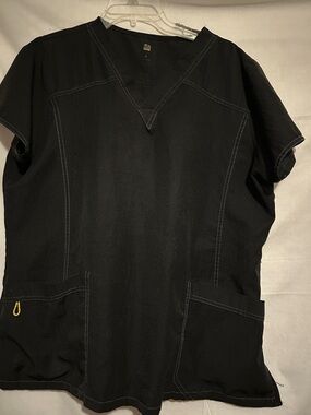 WonderWink Black V-Neck Medical Scrub Top